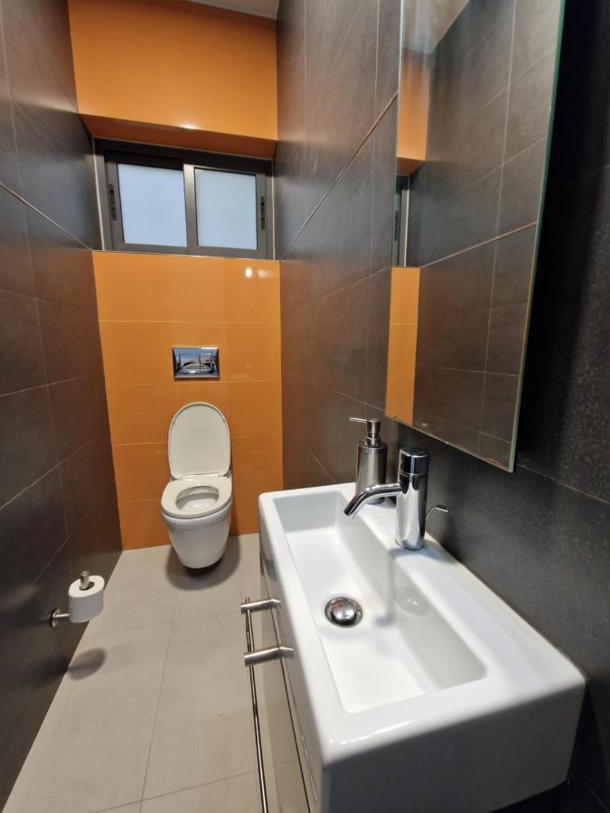 Korzo Suites St. Julian'S Buitenkant foto