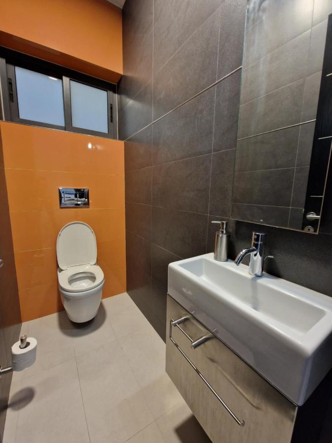 Korzo Suites St. Julian'S Buitenkant foto