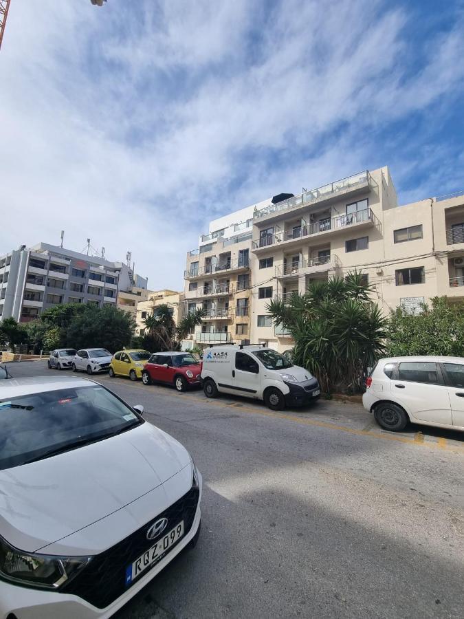 Korzo Suites St. Julian'S Buitenkant foto